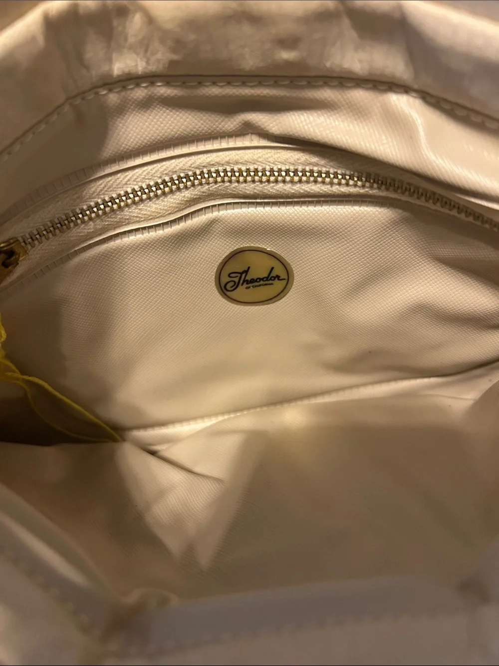 Vgt Theodor of California off white clutch. 50’s-60’s.